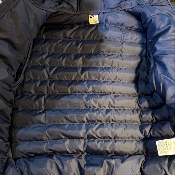 Nike Kids Navy Puffer Jacket - Picture 6 of 6